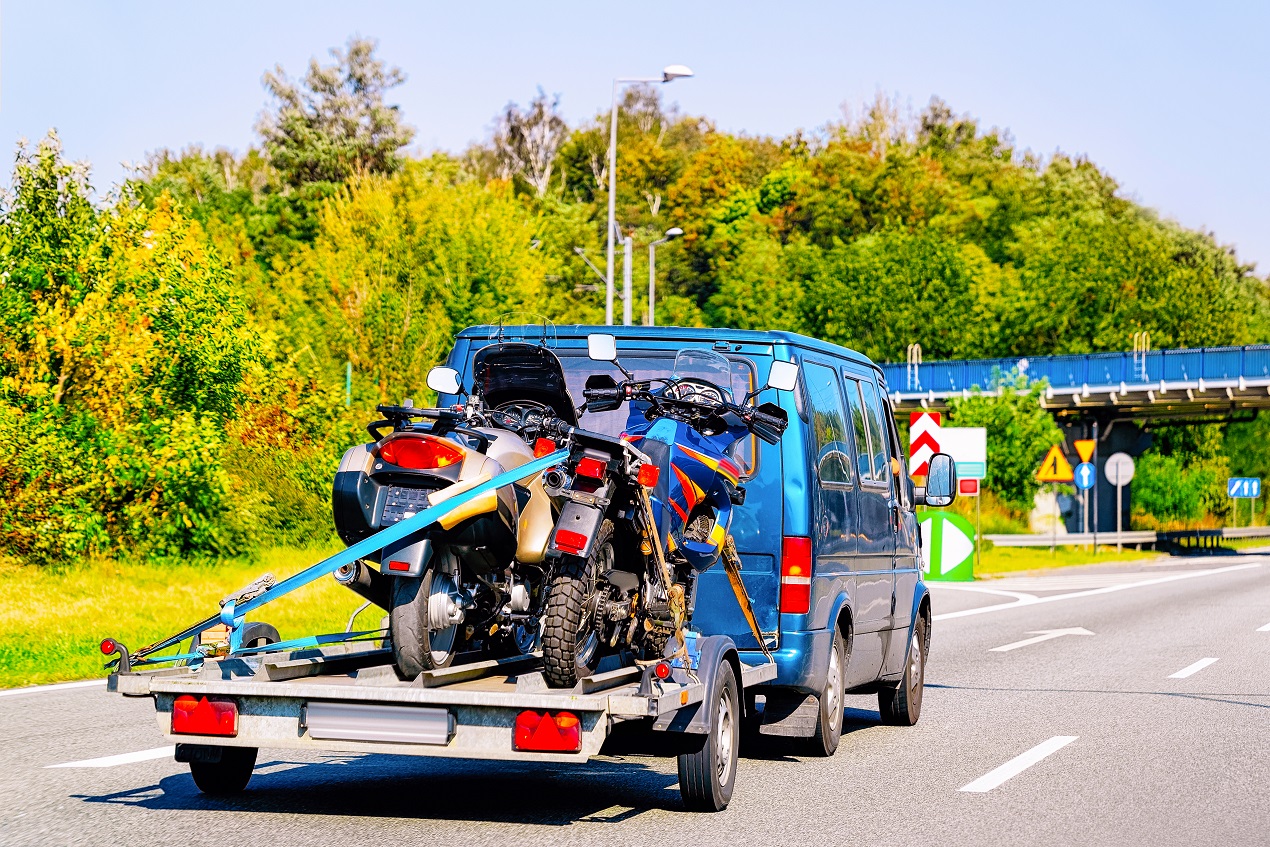 Jak przetransportować motocykl po wypadku do warsztatu?